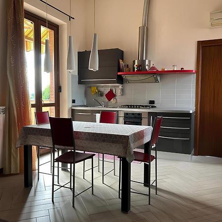 Appartamento Antony'S House Лимбиате Екстериор снимка